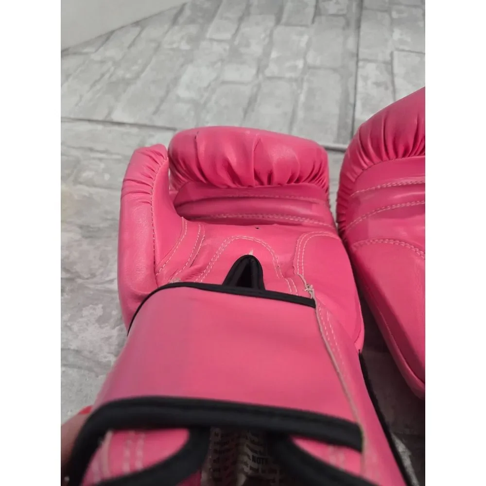 TITLE Club Boxing Pink Black‎ Leather Boxing MMA Gloves Excellent Clean